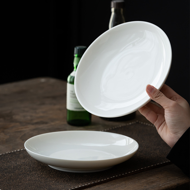 Food Snacks At Home - Klassische 8-Zoll-Dehua-weiße Porzellan-Tiefteller, robuste Keramikplatte für